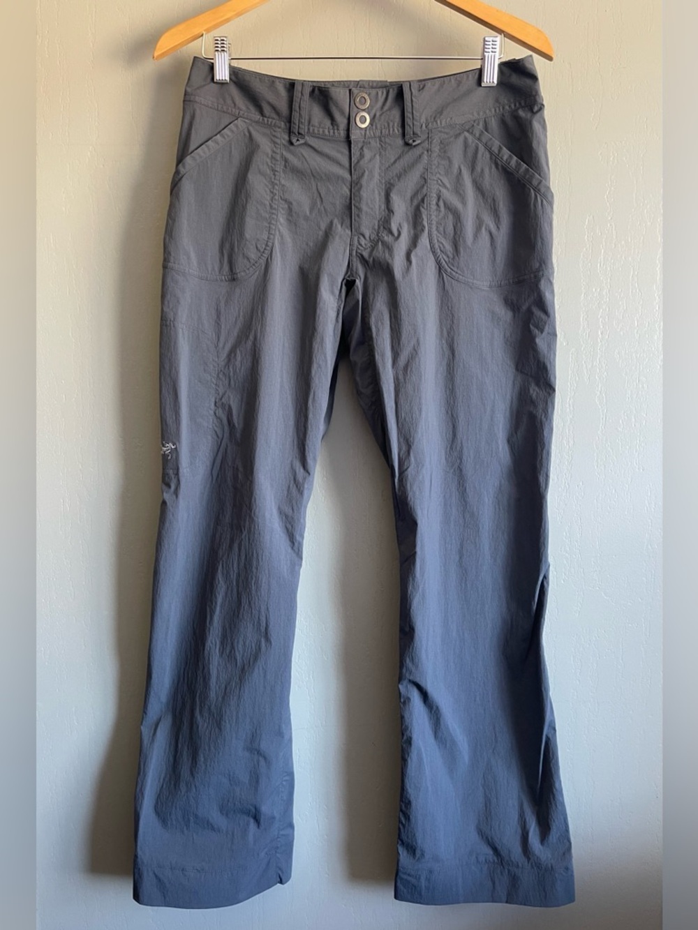 Arc'teryx Women’s lightweight Softshell Stretchy Gray Hiking Outdoor Pants Size6